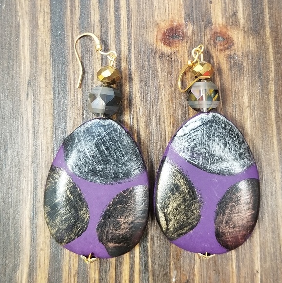 Earrings - Picture 3 of 8